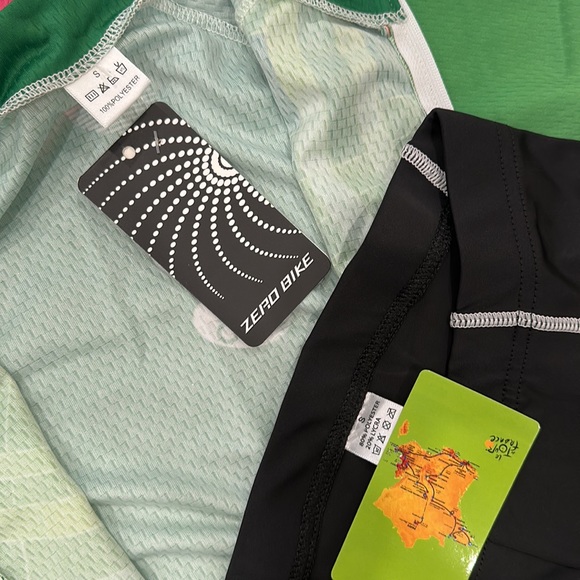 NWT Biking 🚴♀️ Outfit Zero Bike Size Small - Picture 8 of 10